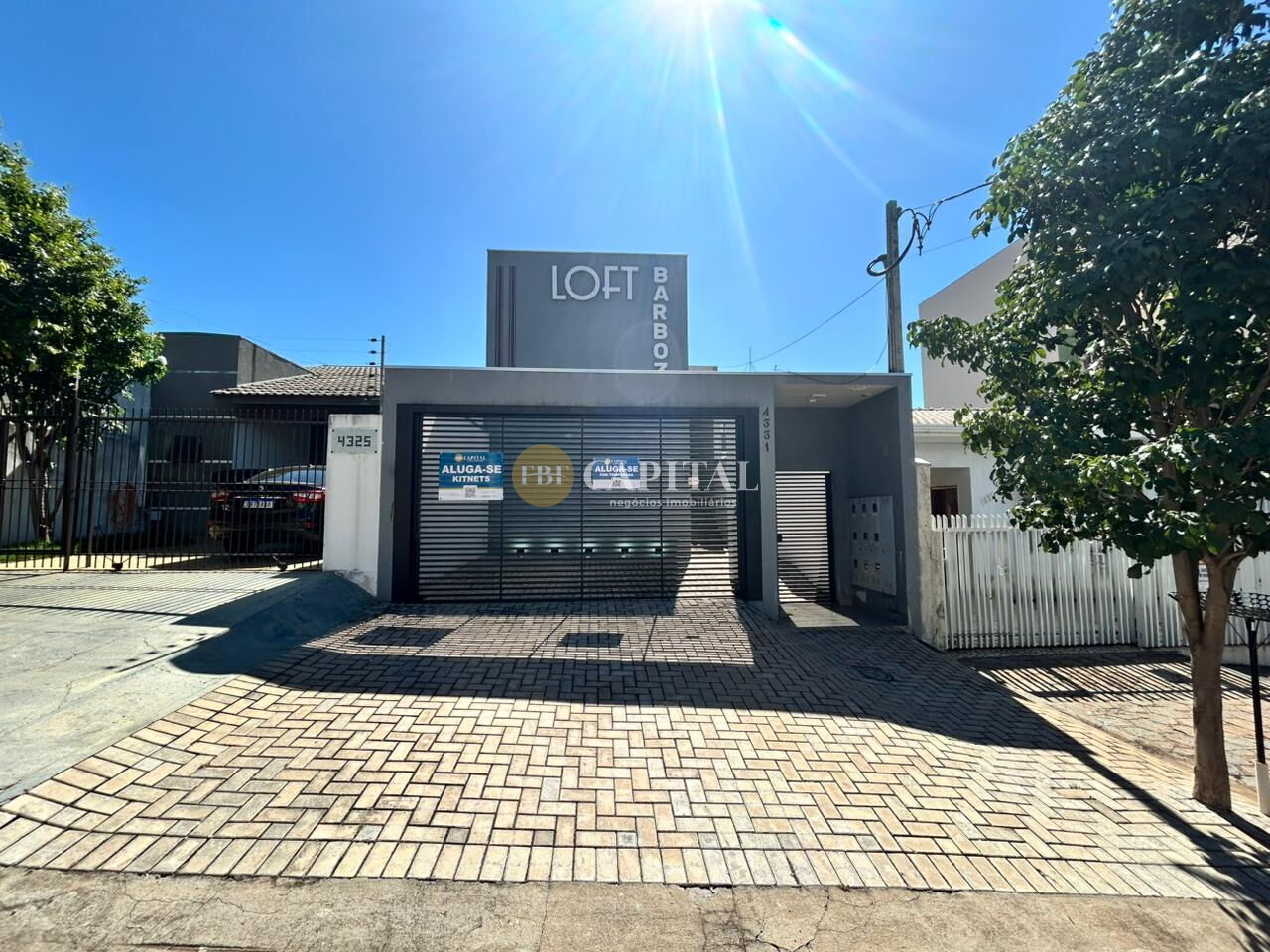 Aluga-se KITNET localizada no “LOFT BARBOZA”