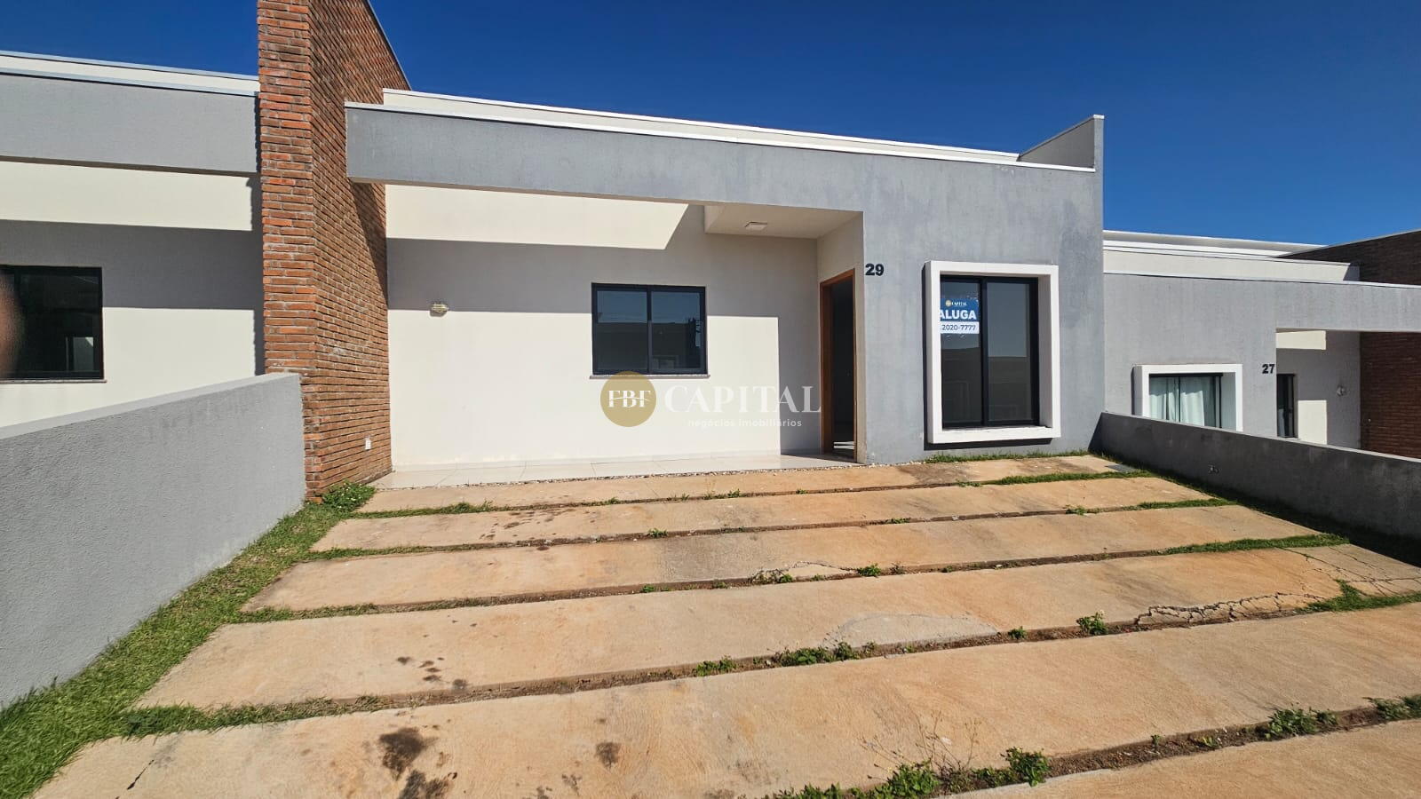 Aluga-se Residência localizada no “VILLA ARBORETO”